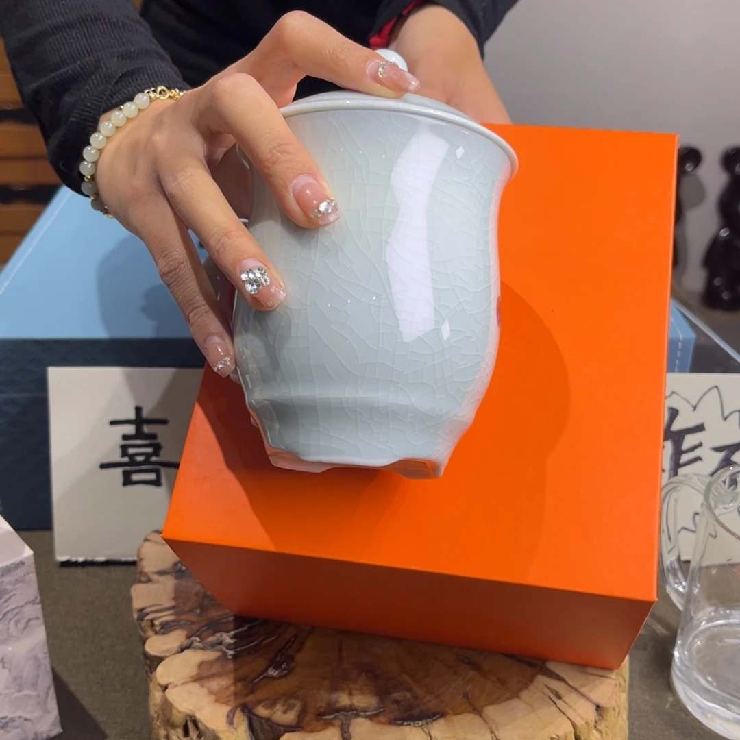 摆件哈哈哈哈哈哈哈哈哈哈