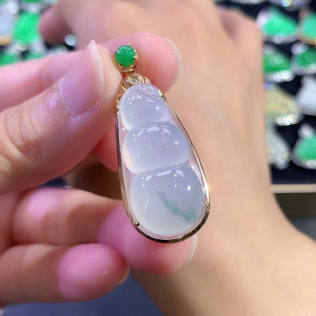 翡翠18K金镶嵌吊坠(赠链)