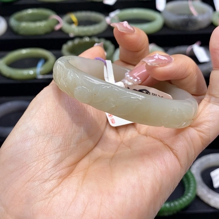 和田玉手镯56圈口39未镶嵌