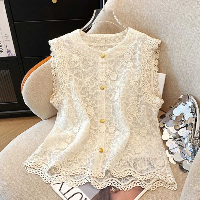 高端欧货夏季新款设计感小众蕾丝钩花拼接无袖马甲洋气背心小衫女
