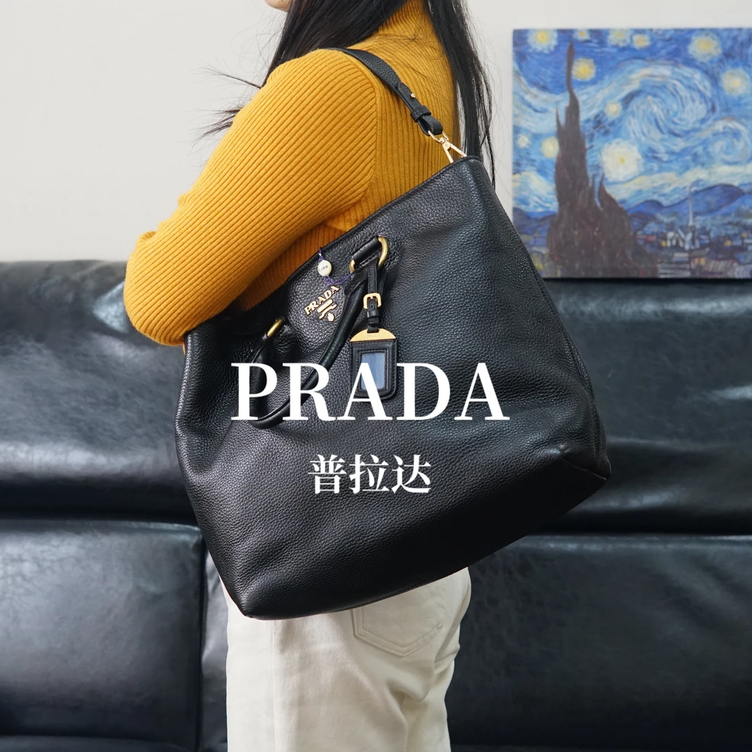 95新 Prada/普拉达 黑金单肩包/CZ11630045/0045