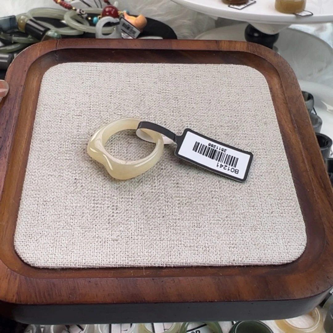 和田玉未镶嵌戒指w80粉糖猫耳17.2不退换