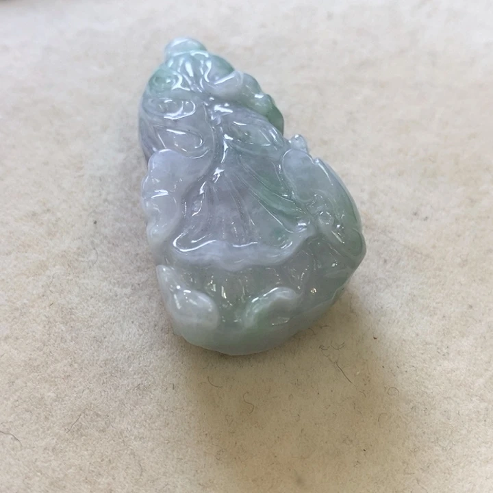 翡翠挂件未镶嵌猪*