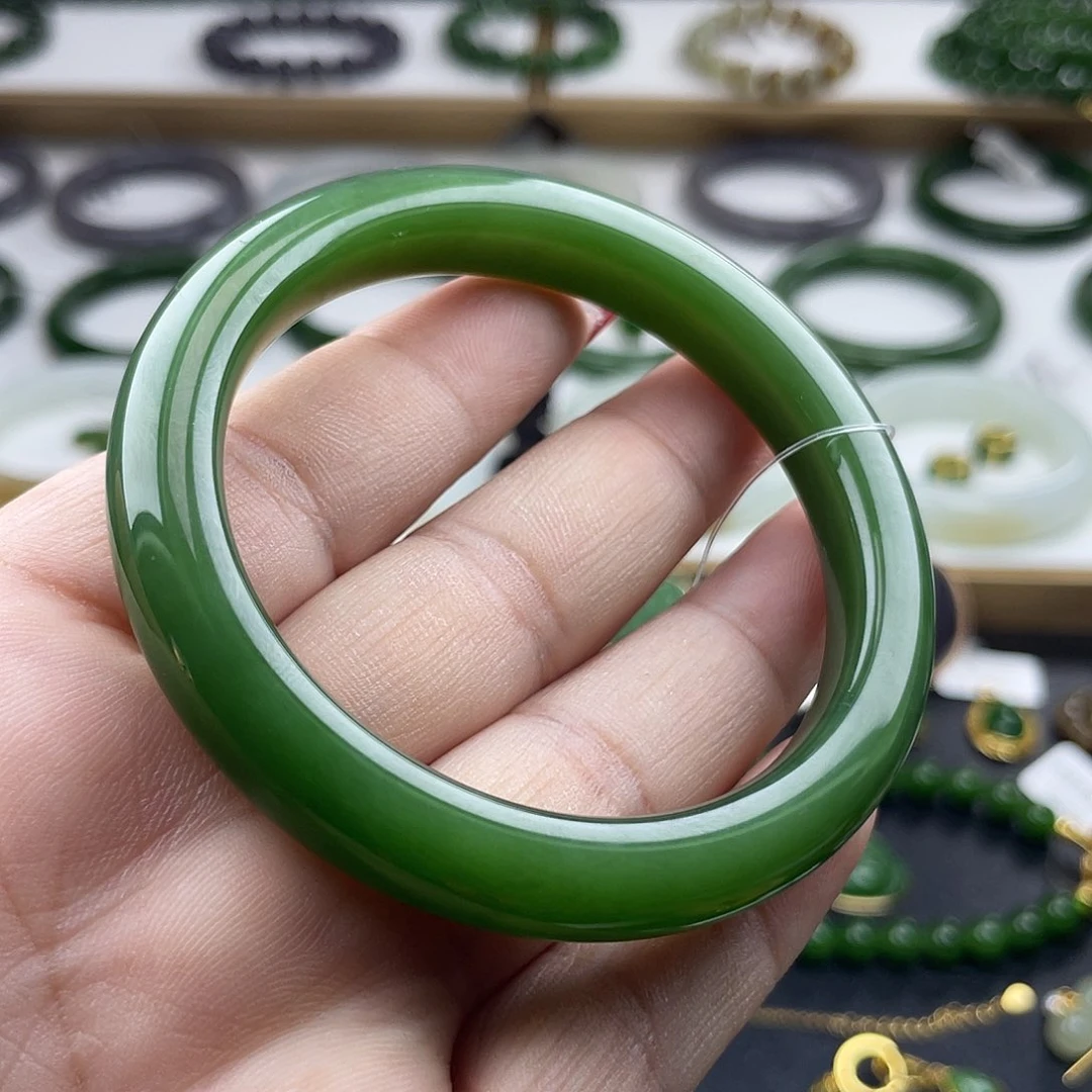 和田玉（碧玉）手镯未镶嵌