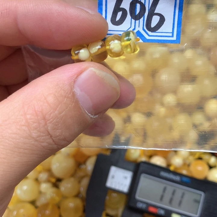 裸石琥珀未镶嵌7.2