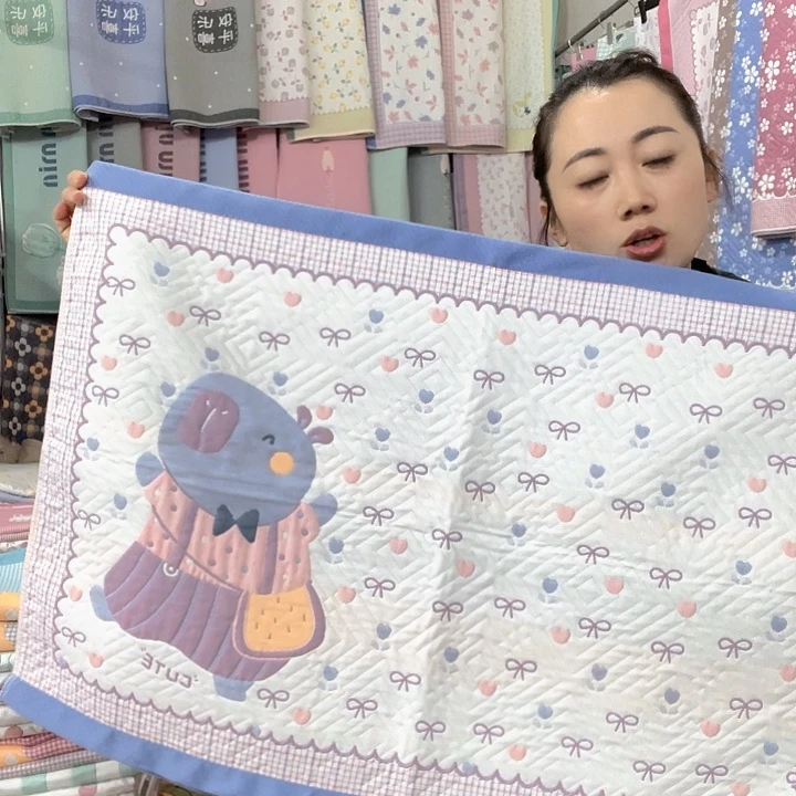 棉特价促销蓝色快乐熊