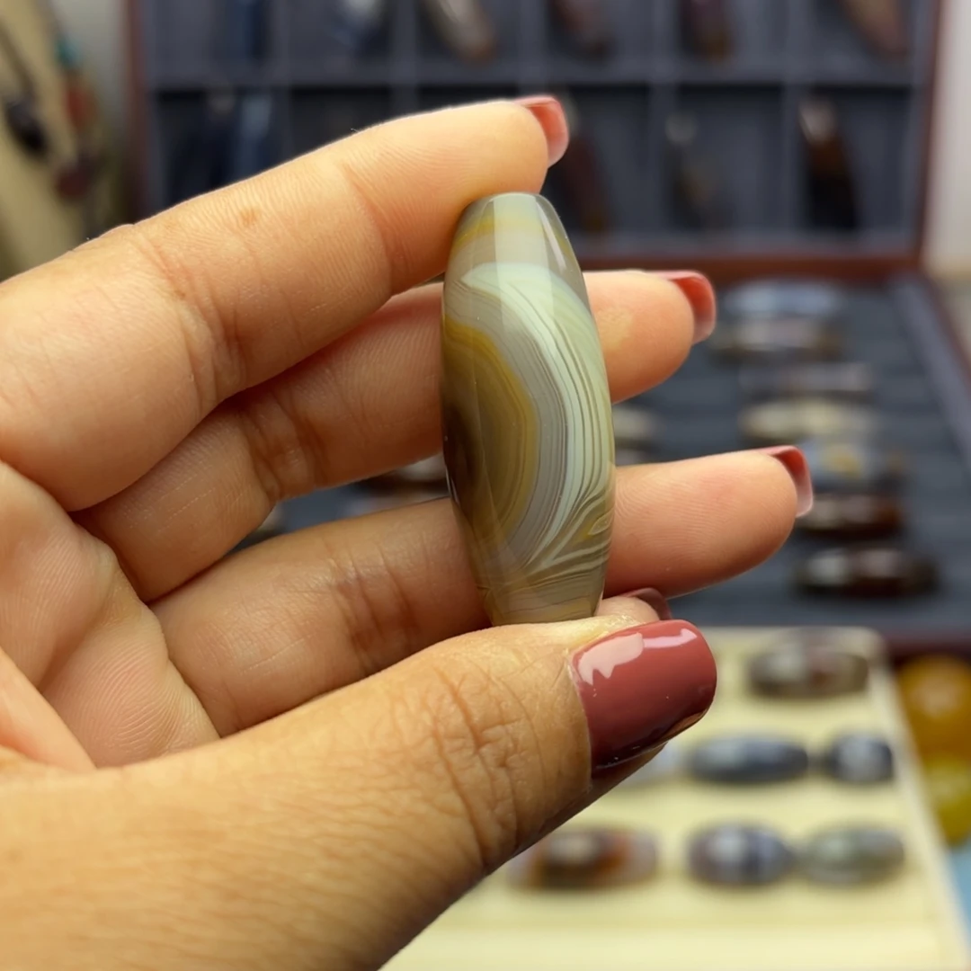 玛瑙/玉髓未镶嵌颈饰