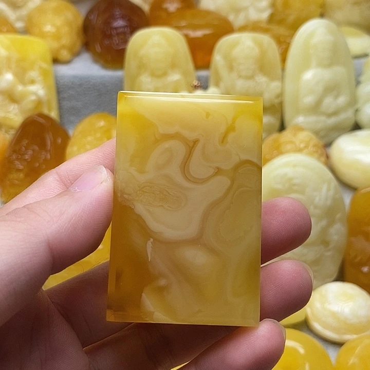 琥珀颈饰未镶嵌琥珀蜜蜡吊坠