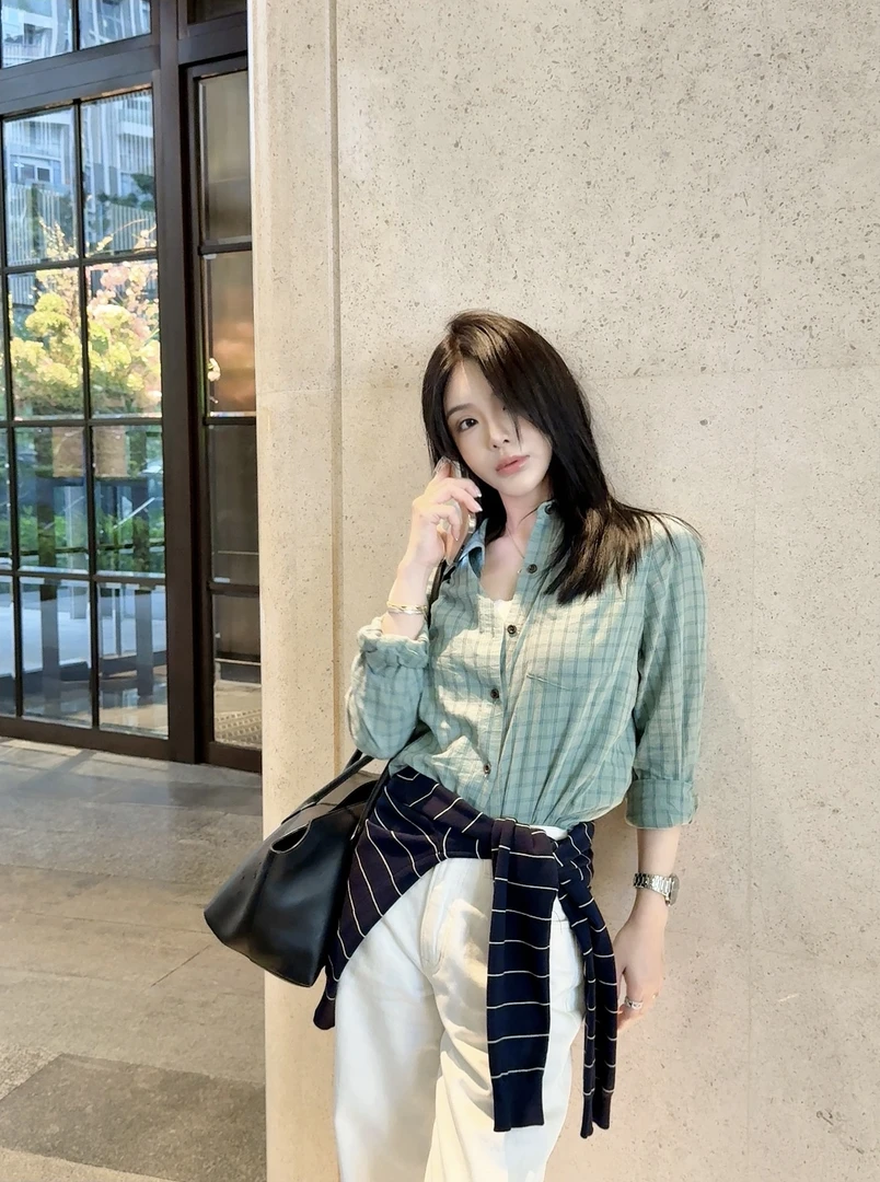 “绿韵格衫” 衬衫长袖休闲衬衣经典时尚 张一琳 L252375T