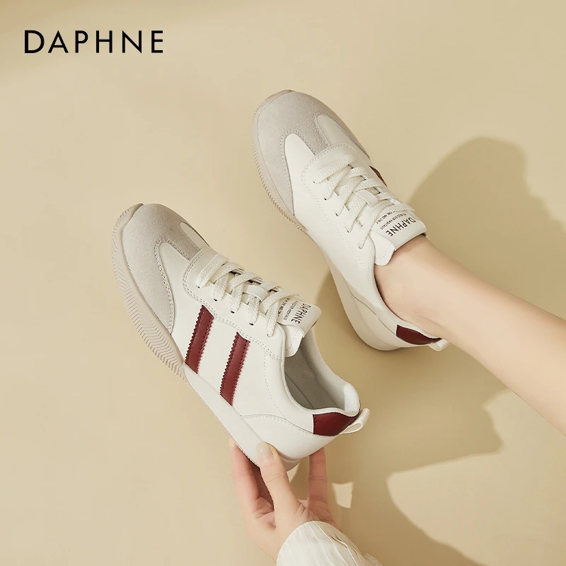 Daphne/达芙妮圆头百搭德训鞋女阿甘鞋系带平底休闲运动鞋小白鞋