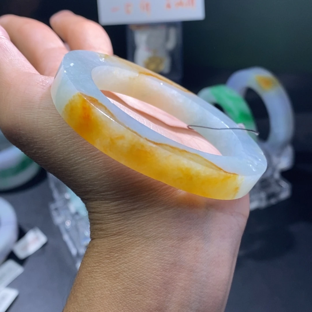 未镶嵌冰黄53到59贵妃定制翡翠