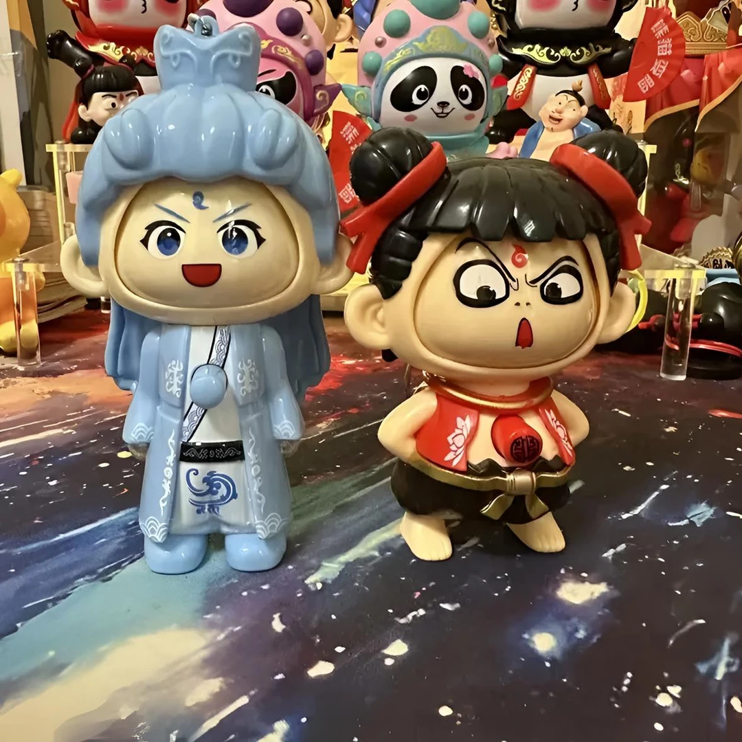 哪吒按压变脸玩偶敖丙表情包书包挂件摆件减压公仔钥匙扣趣味玩具