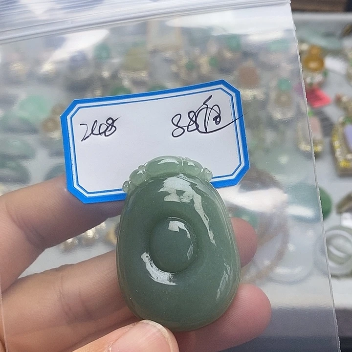定制翡翠未镶嵌8*通
