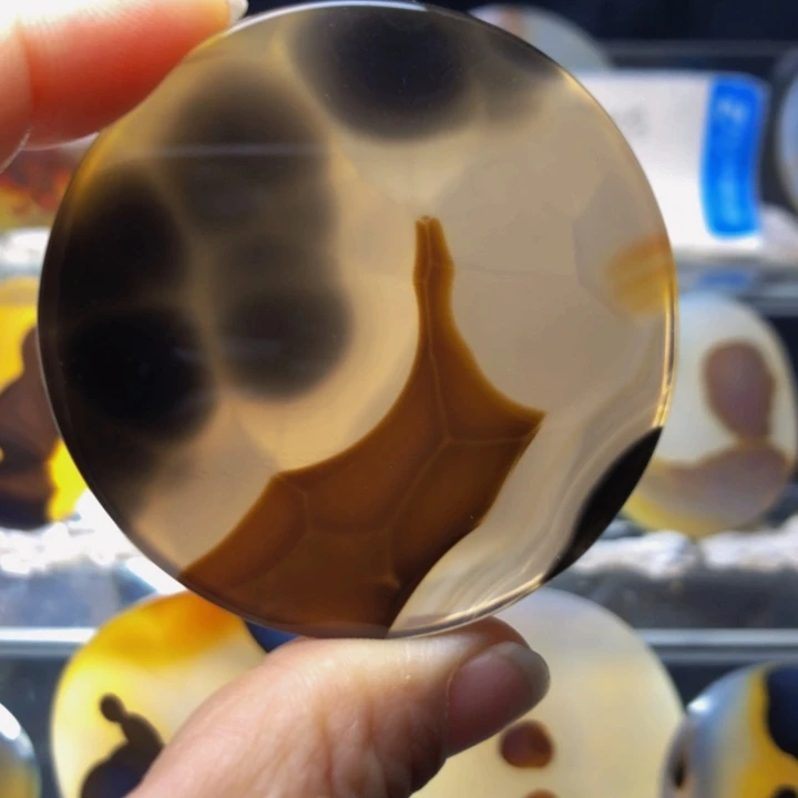 合金玛瑙/玉髓珠宝奇石61