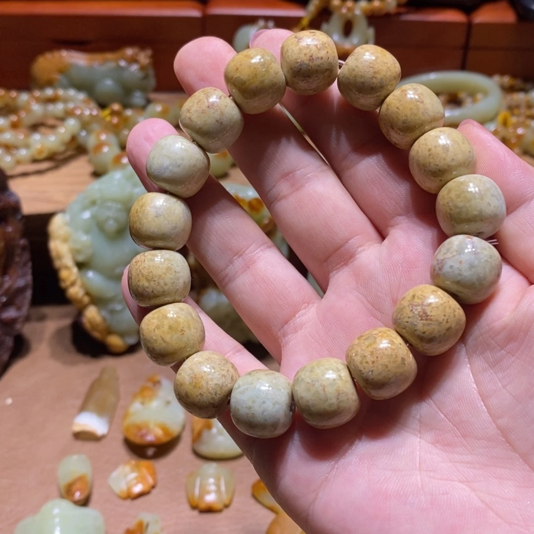 岫岩河磨玉（透闪石质玉）未镶嵌珠宝奇石