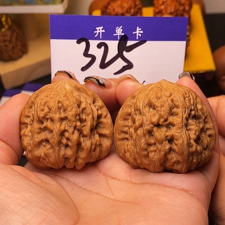 吊坠桃核凹底42无刀痕s
