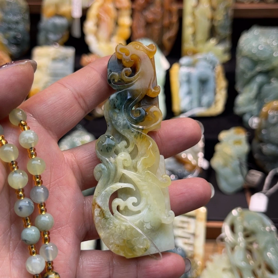 蛇纹石玉未镶嵌吊坠(赠链)