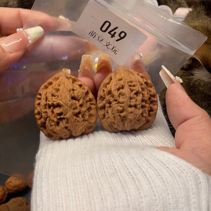 文玩核桃把件默认微瑕049水龙纹35