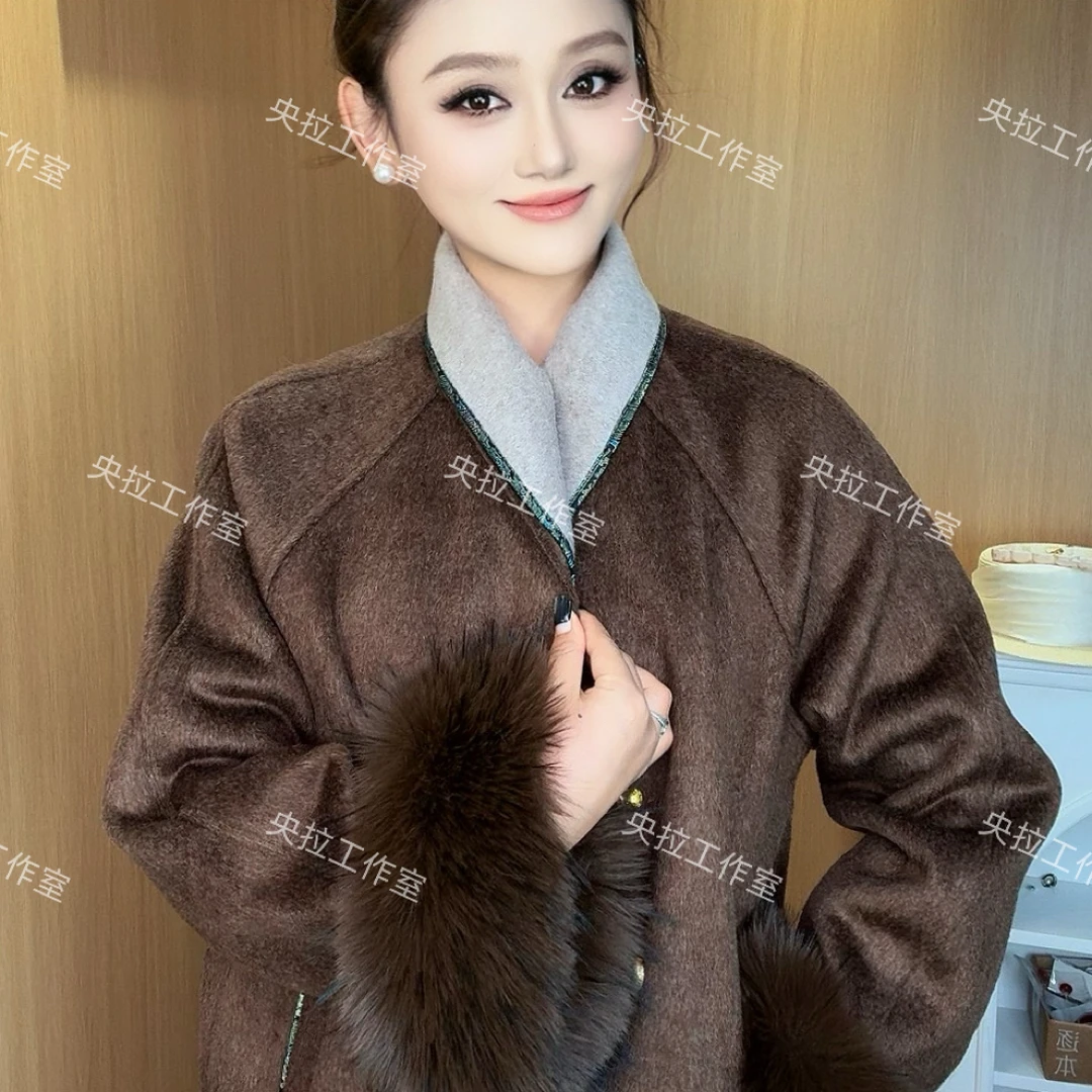 双色羊绒民族风大衣外套（送耳环）