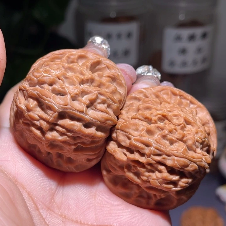 吊坠桃核            44