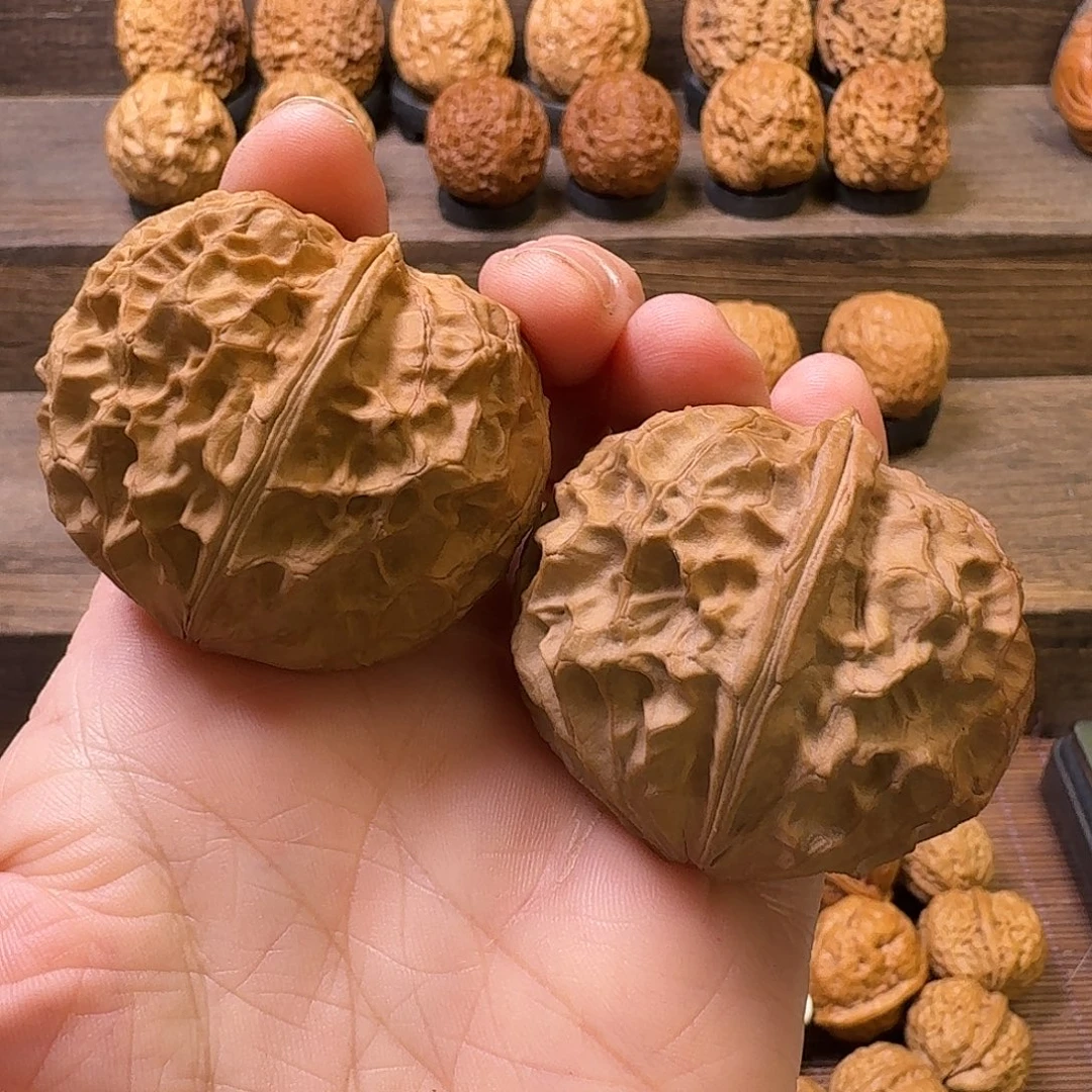 《***锦吊坠文玩核桃54龙甲麒麟45尺寸