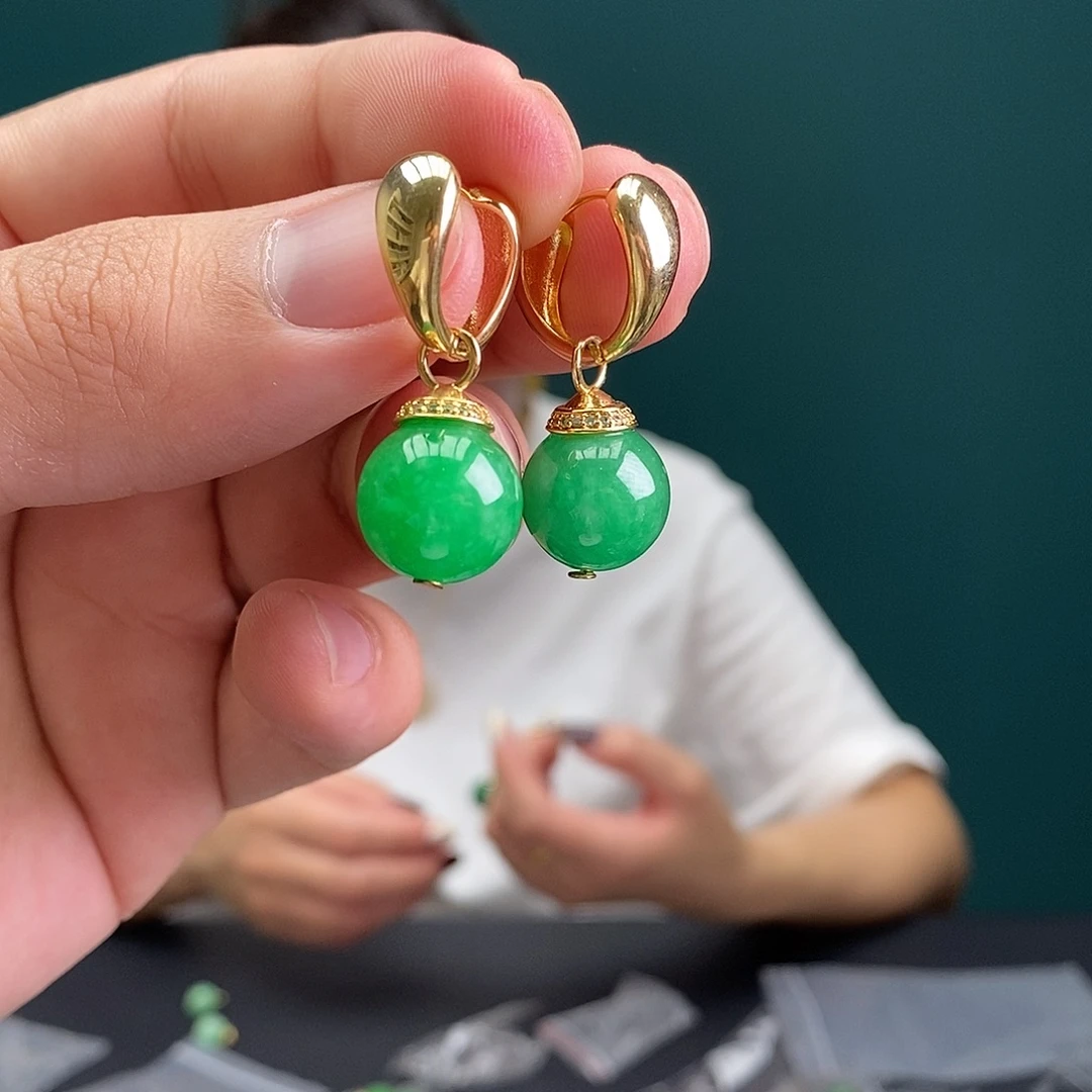 翡翠未镶嵌戒指88