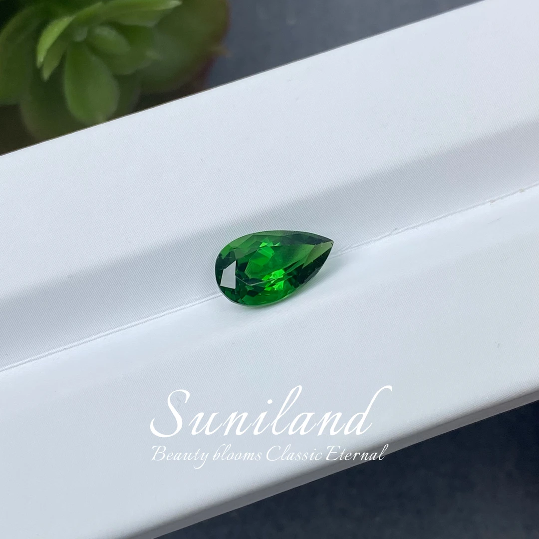 G411-FW-2.11ct-水滴形森林绿色铬碧玺/GRC证书2412170301