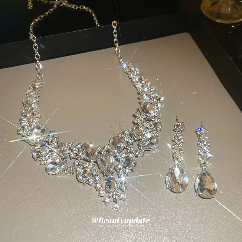 欧美超闪水滴耳环项链时尚气质锁骨链轻奢高级感超仙饰品夸张设计