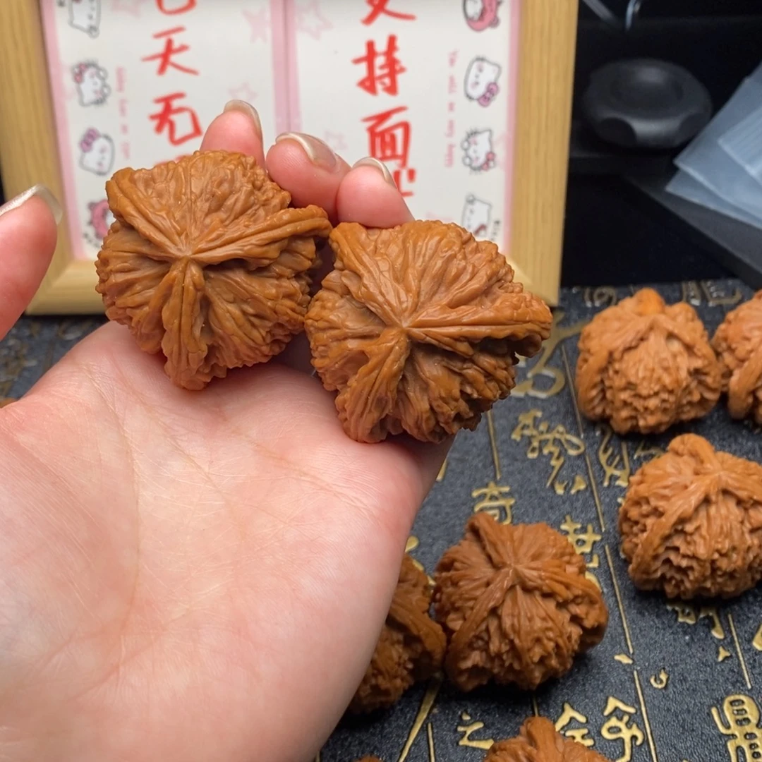 加***建文玩核桃吊坠白狮111111111111