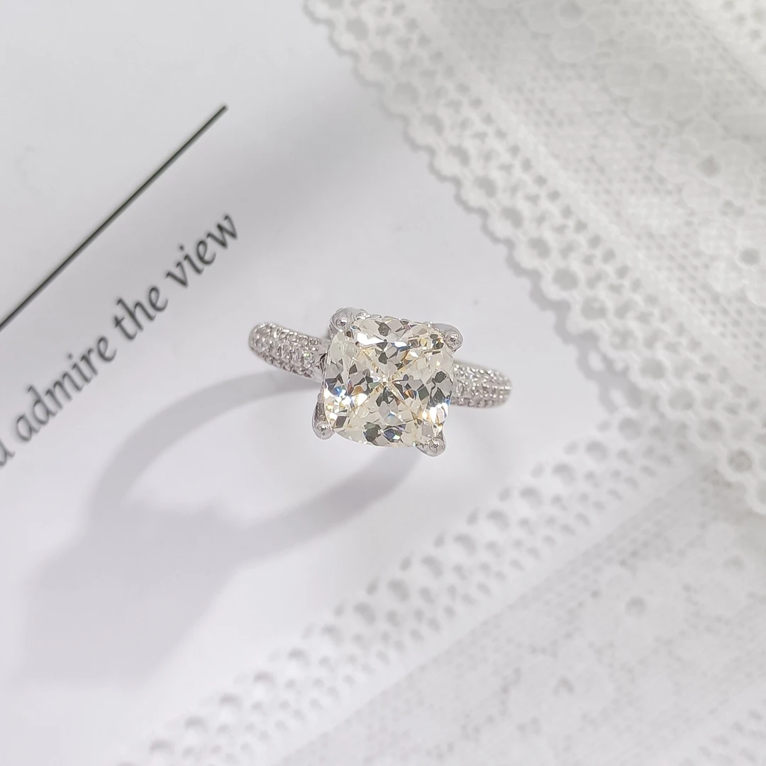 铜合金合成锆石戒指 FXLM-54492 戒指经典气质精致小众时尚简约