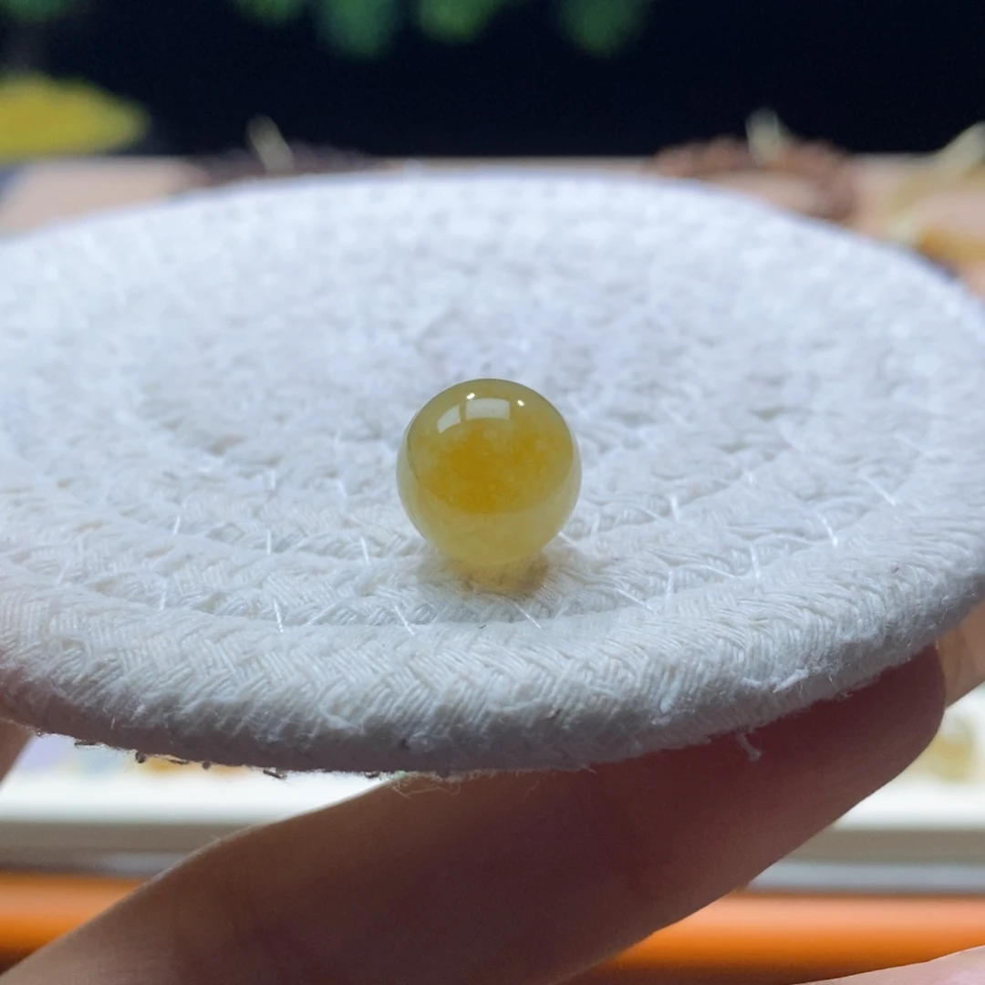 翡翠未镶嵌颈饰翡翠冰飘黄圆珠11.9mm