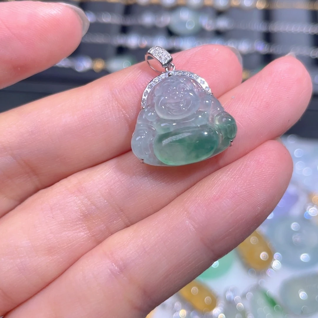 颈饰18K金镶嵌翡翠翡翠