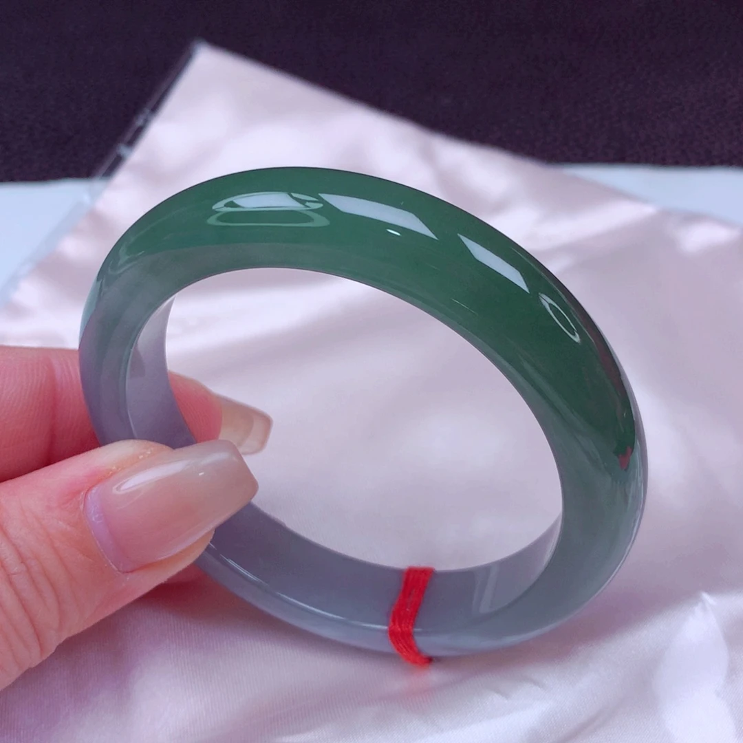 翡翠未镶嵌手镯手镯