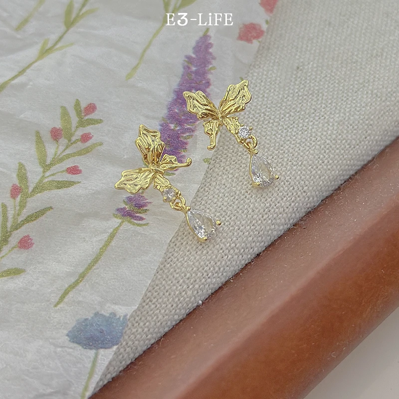 合金锆石耳饰 极简耳钉蝴蝶流苏轻奢时尚小众简约仙气质百搭复古