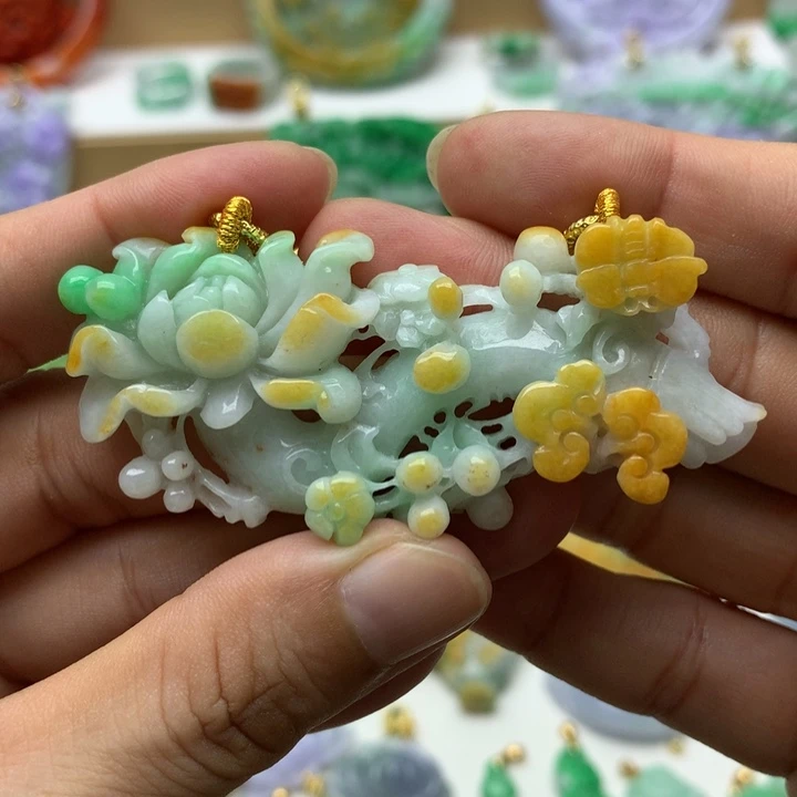 颈饰未镶嵌翡翠翡翠