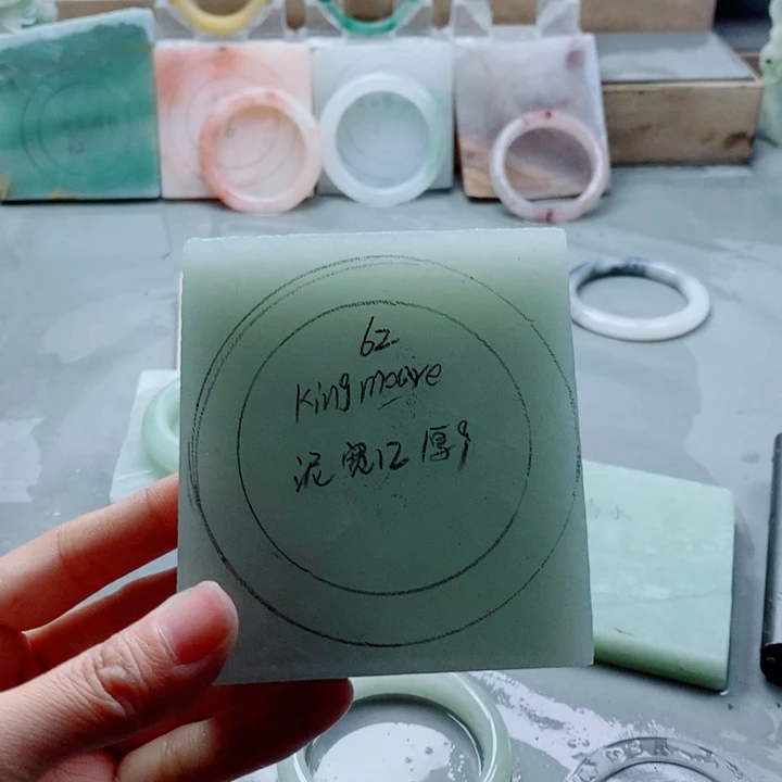 石英质玉手镯未镶嵌k****e定制