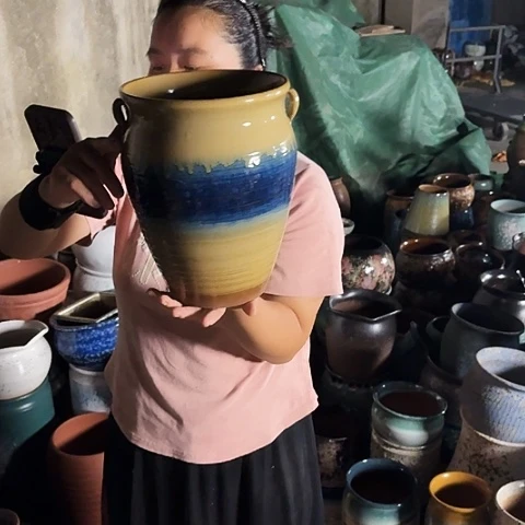 口20高27瑕疵一个盆子。