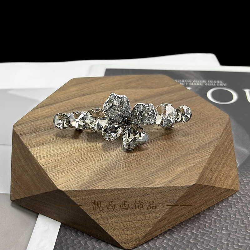 【LXX靓西西】221弹簧夹6.5厘米精致四叶草法式浪漫感弹簧夹