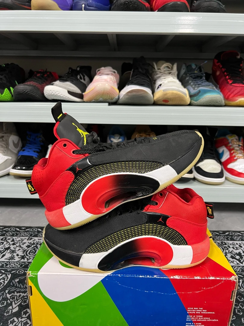 90新 maje 42.5码/aj35刮刮乐篮球鞋/二手正品