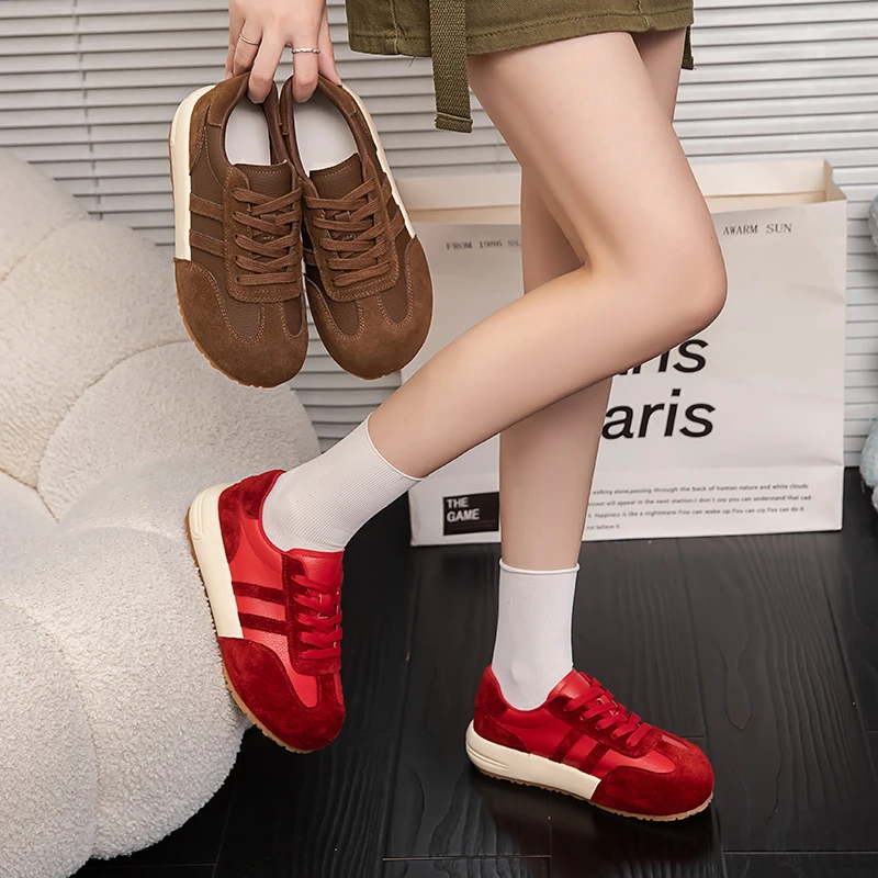 红色德训鞋女款2025秋季新款复古百搭厚底增高板鞋休闲运动阿甘鞋