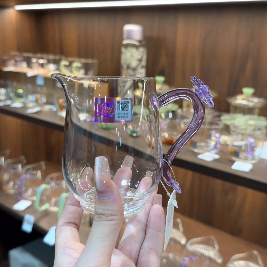 禾器棠瑞浅紫色。。。