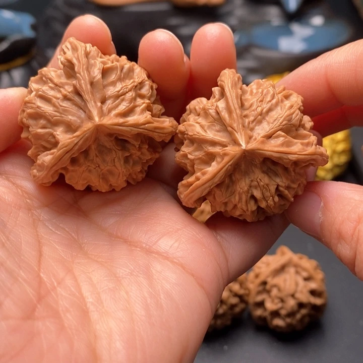 把件文玩核桃奔驰38尺