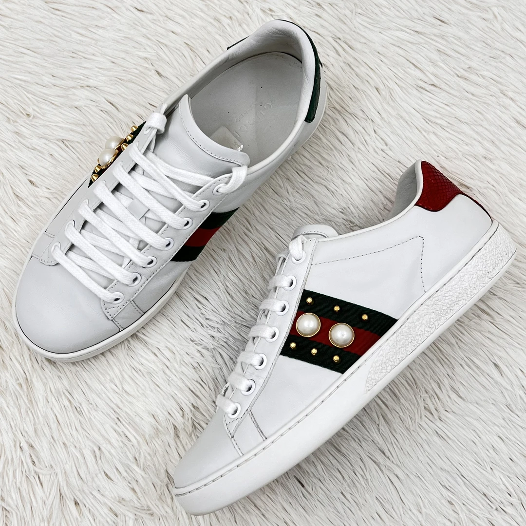 95新 GUCCI/古驰 ACE 珍珠饰铆钉板鞋 35.5码 公价6k j2006