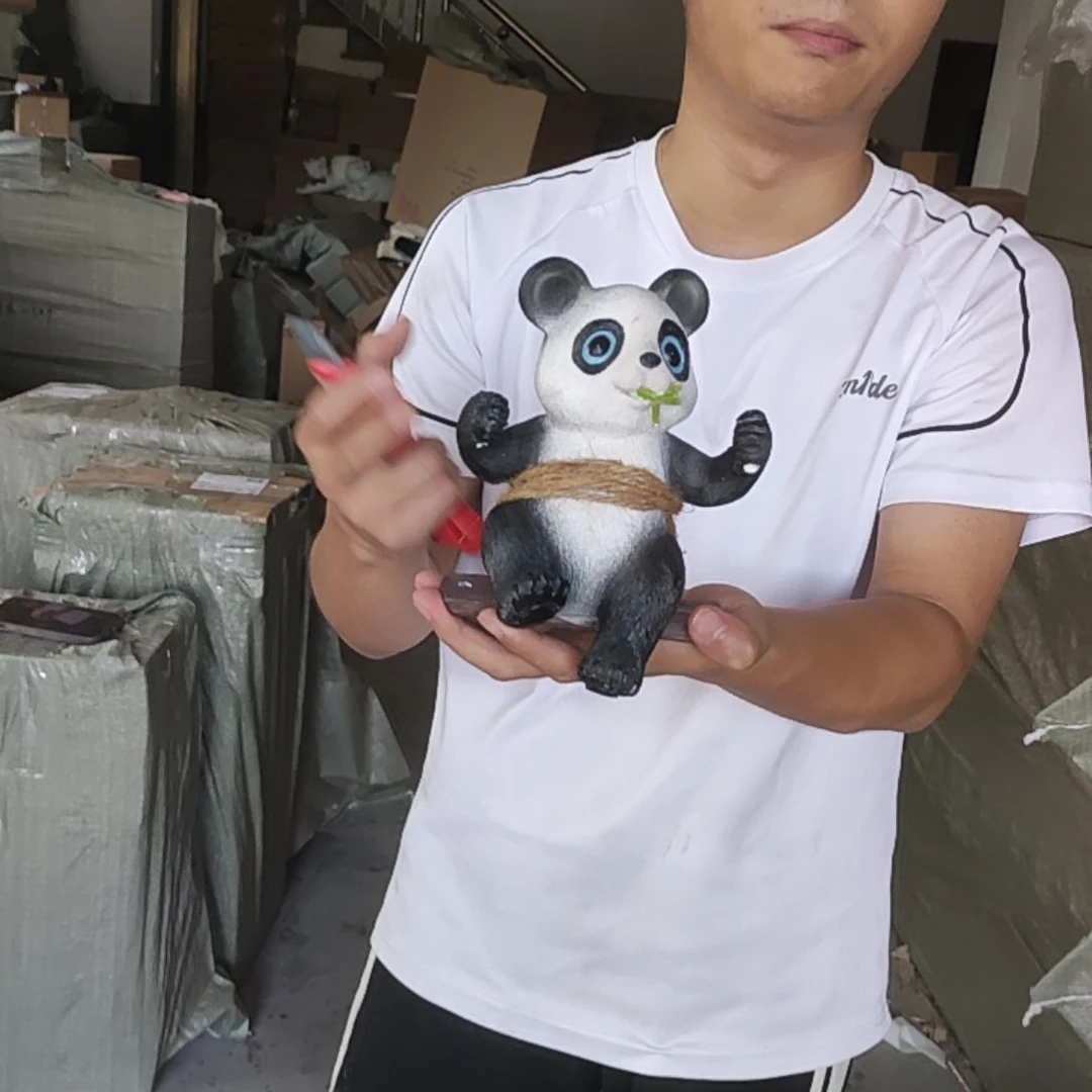 合成树脂树挂熊猫花园摆件