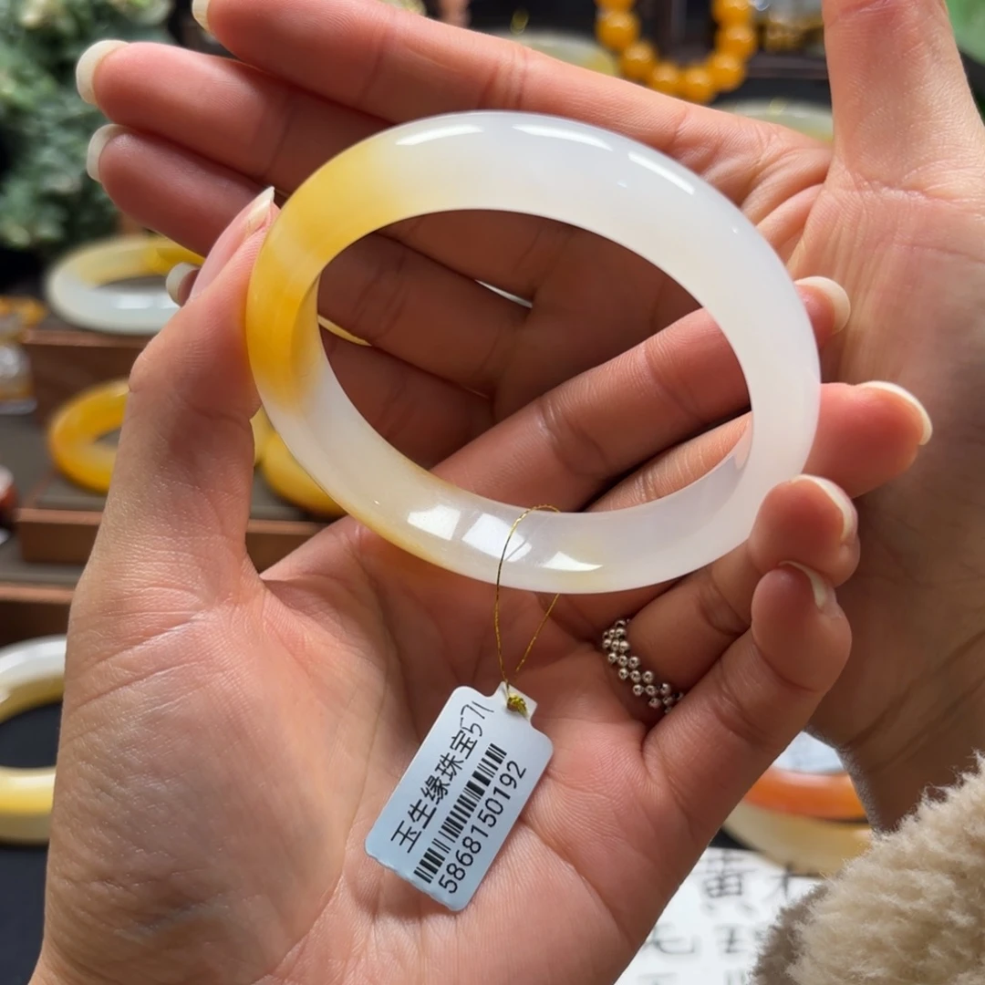 石英质玉（黄龙玉）未镶嵌手镯62+