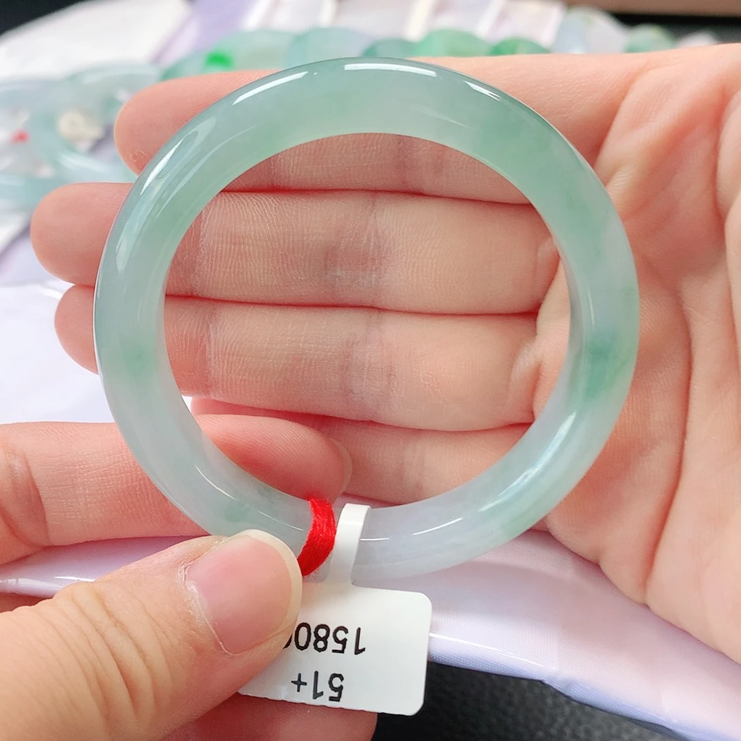 翡翠未镶嵌手镯缅甸A货翡翠手镯