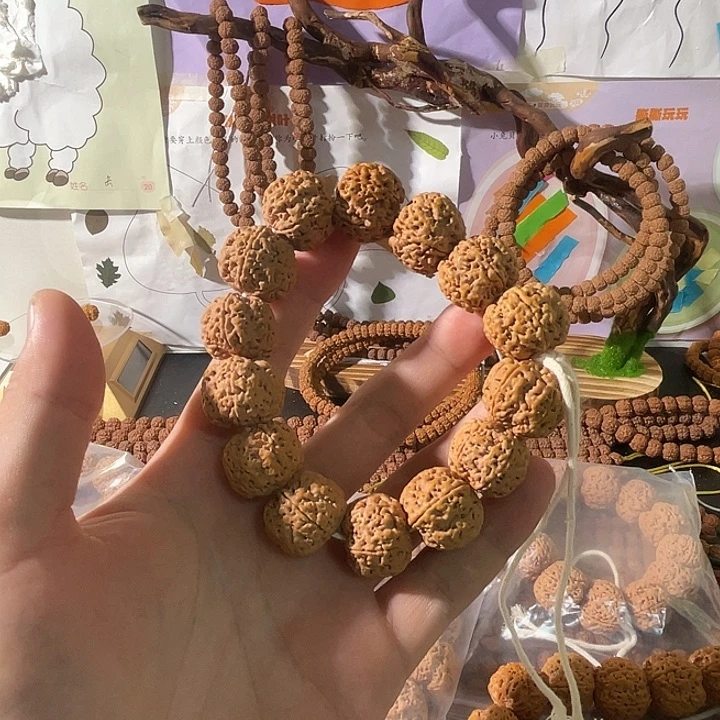 吊坠金刚菩提牛奶