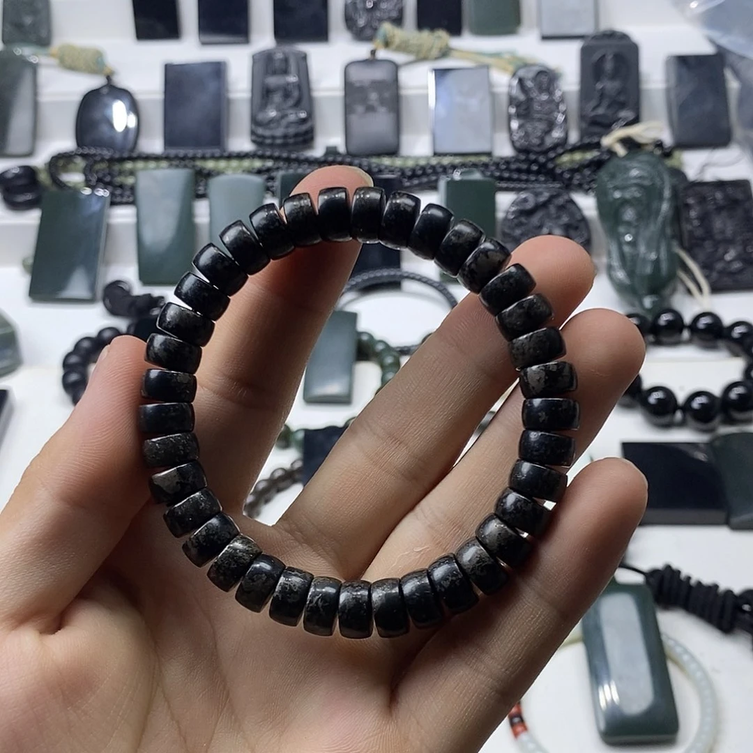 手链未镶嵌和田玉