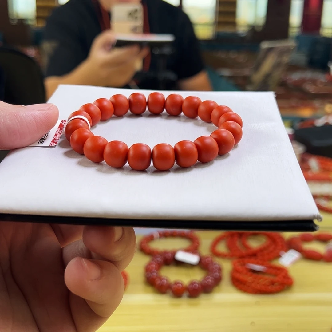 南红玛瑙未镶嵌手链