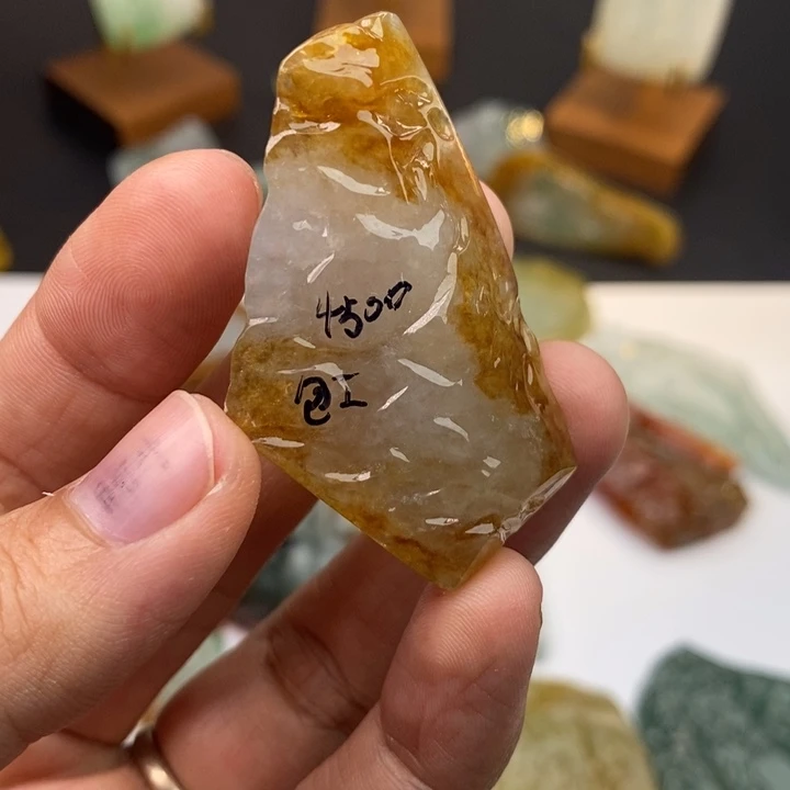 定制翡翠未镶嵌翡翠随形挂件定制